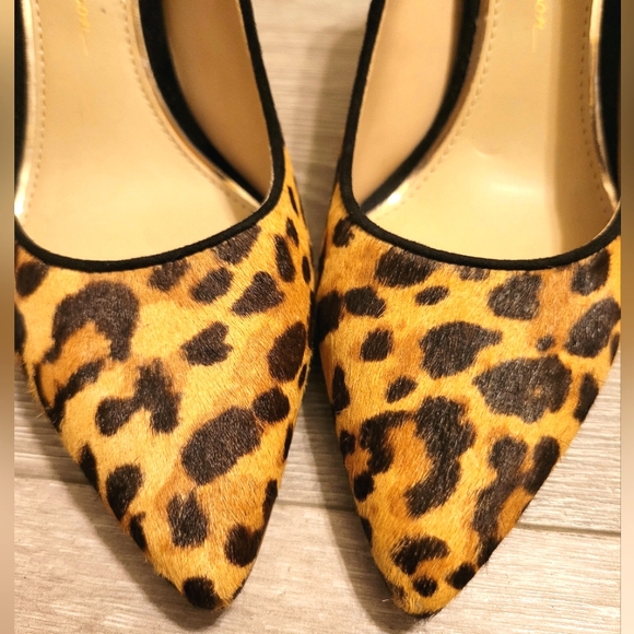 Jessica Simpson | Tanysha2 | Leopard Print | Calf Hair | Pointed Heel | Size 6 M - Picture 7 of 9